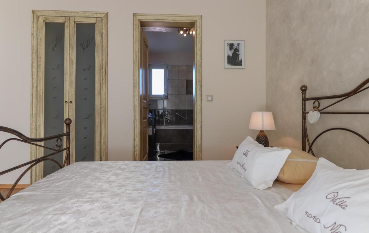 Villa Nona Marija Sveti Lovreč Pazenatički Kültér fotó
