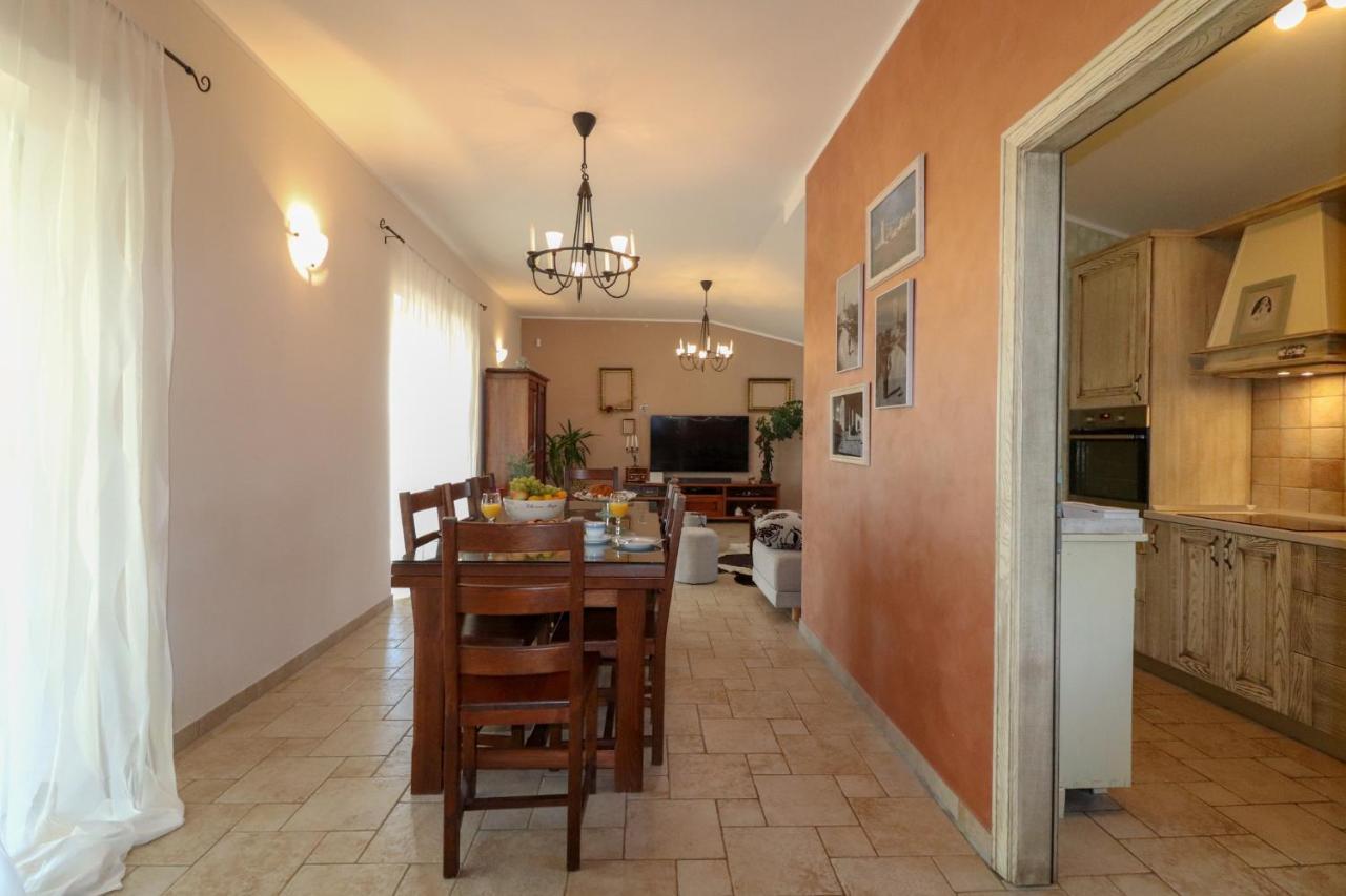 Villa Nona Marija Sveti Lovreč Pazenatički Kültér fotó